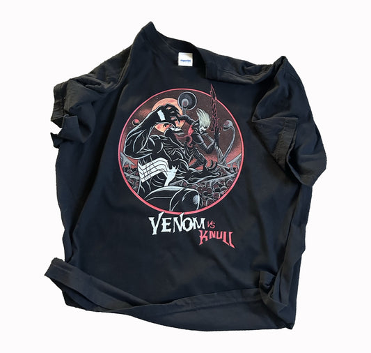 "Venom vs Knull" Tee